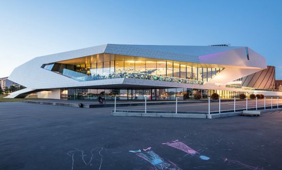 delugan-meissl-dmaa-eye-film-institute-netherlands-c-markus-kaiser-6975