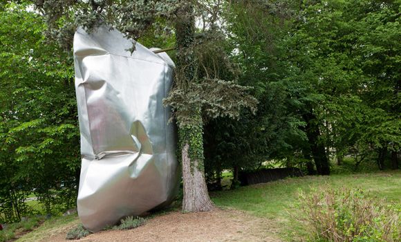 hans kupelwieser skulptur polster 07